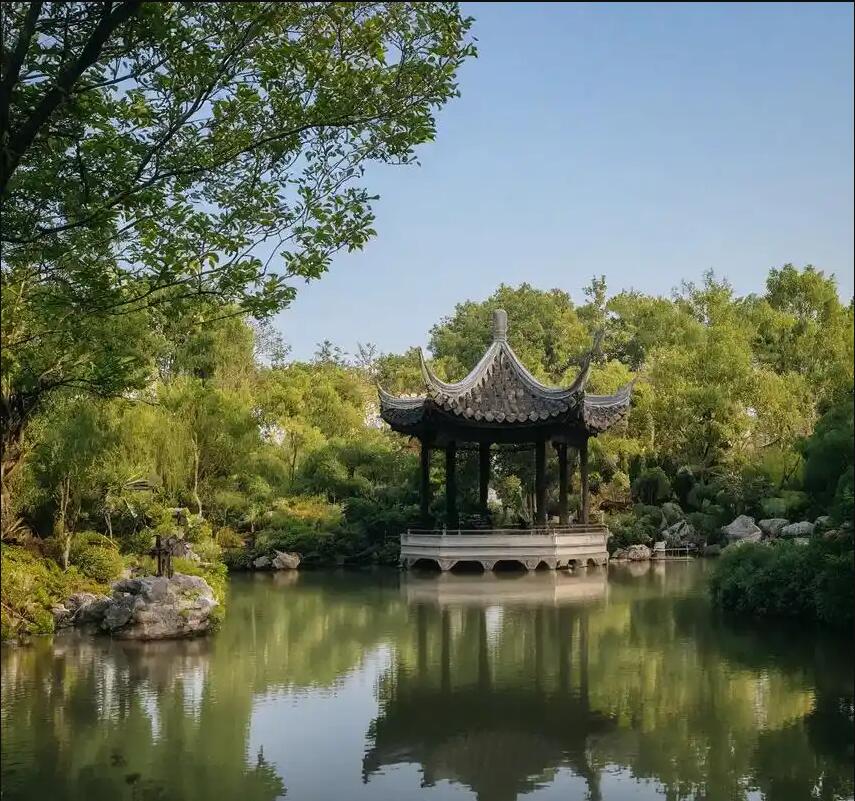 鸡西心疼餐饮有限公司